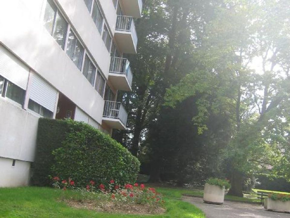 Lejlighed i Charnay-les-Macon, Saone-et-Loire - foto 1