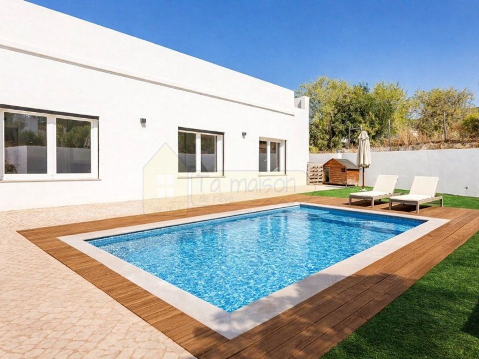 Villa i Santa Barbara de Nexe, Faro - foto 1