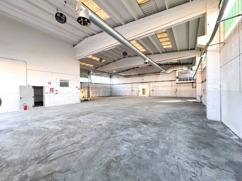 Gewerbeimmobilie in Vimercate, Monza and Brianza - Foto 3