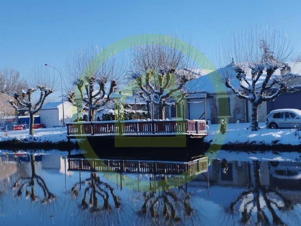 Erhvervsejendom i Saujon, Charente-Maritime - foto 3