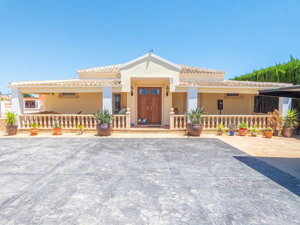 Villa i Heredades, Alicante - foto 1