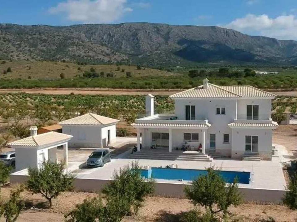 Villa i Pinoso, Alicante - foto 1