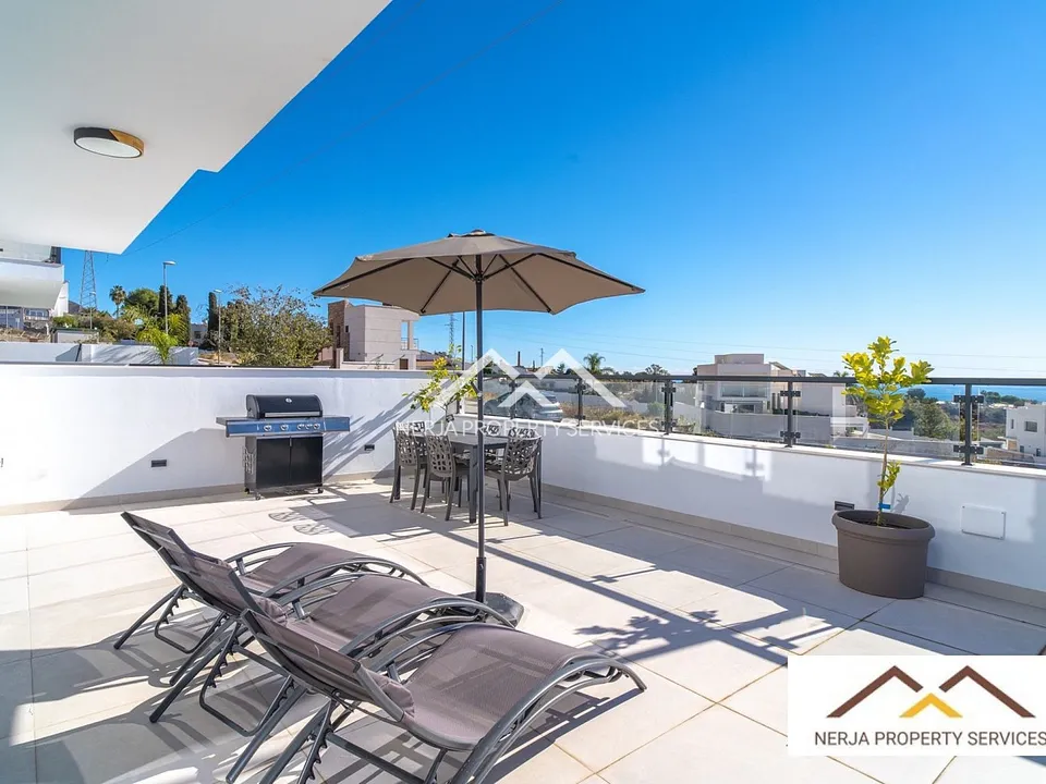 Villa i Nerja, Malaga - foto 4