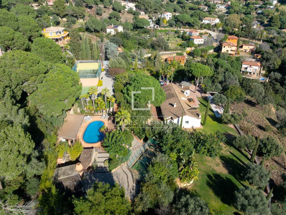 Villa i Cabrera De Mar, Barcelona - bilde 1