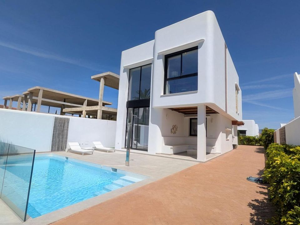 Villa i Alfaz del Pi, Alicante - foto 2