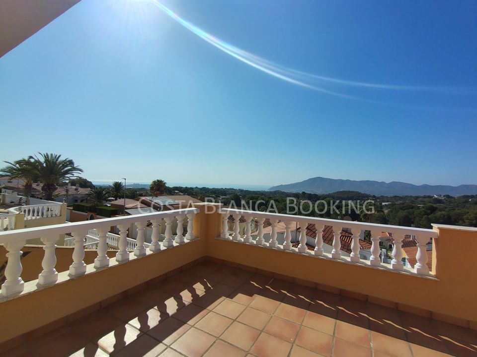 Villa i Alfaz del Pi, Alicante - foto 1