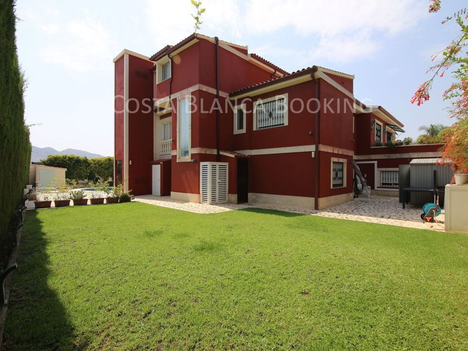 Villa i Alfaz del Pi, Alicante - foto 1