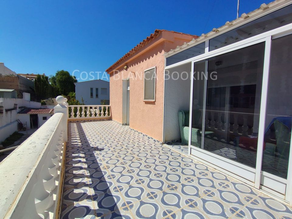 Villa i Alfaz del Pi, Alicante - foto 1