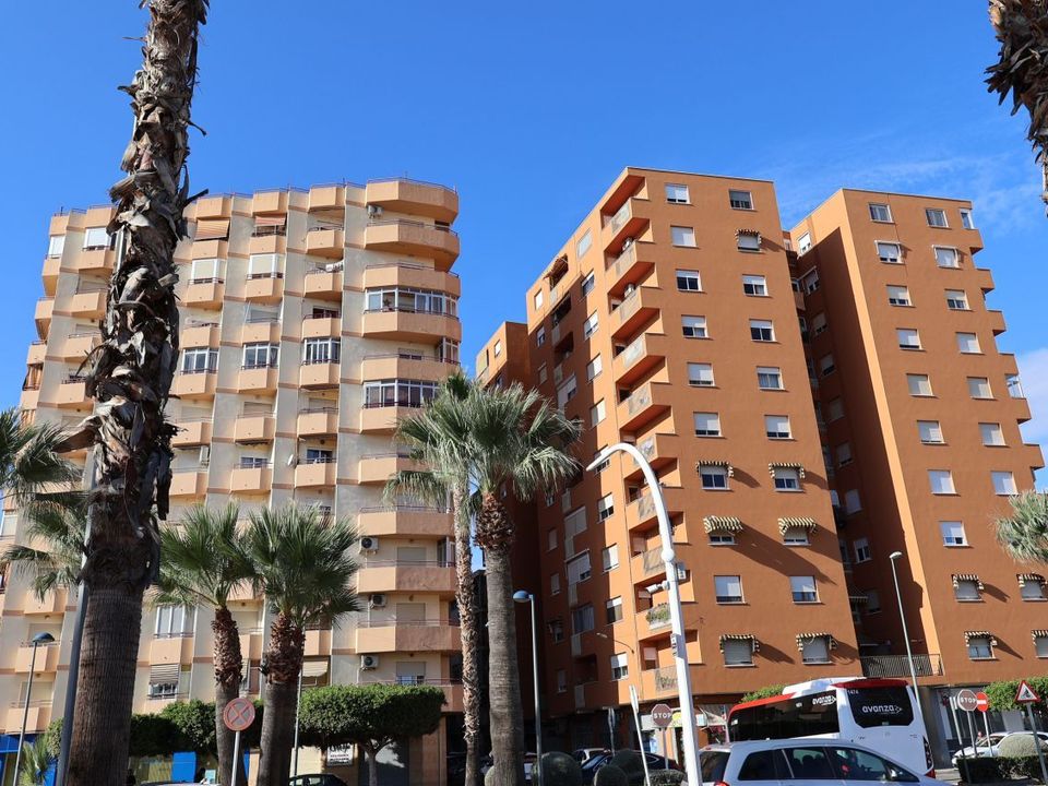 Lejlighed i Villajoyosa, Alicante - foto 1