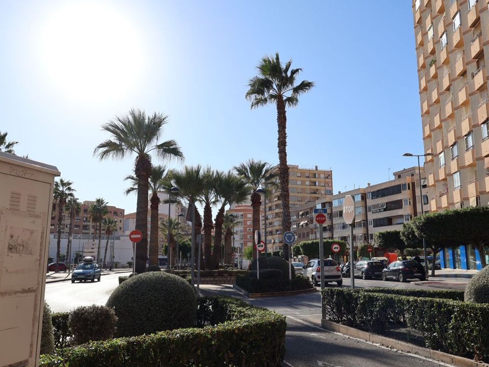 Lejlighed i Villajoyosa, Alicante - foto 5