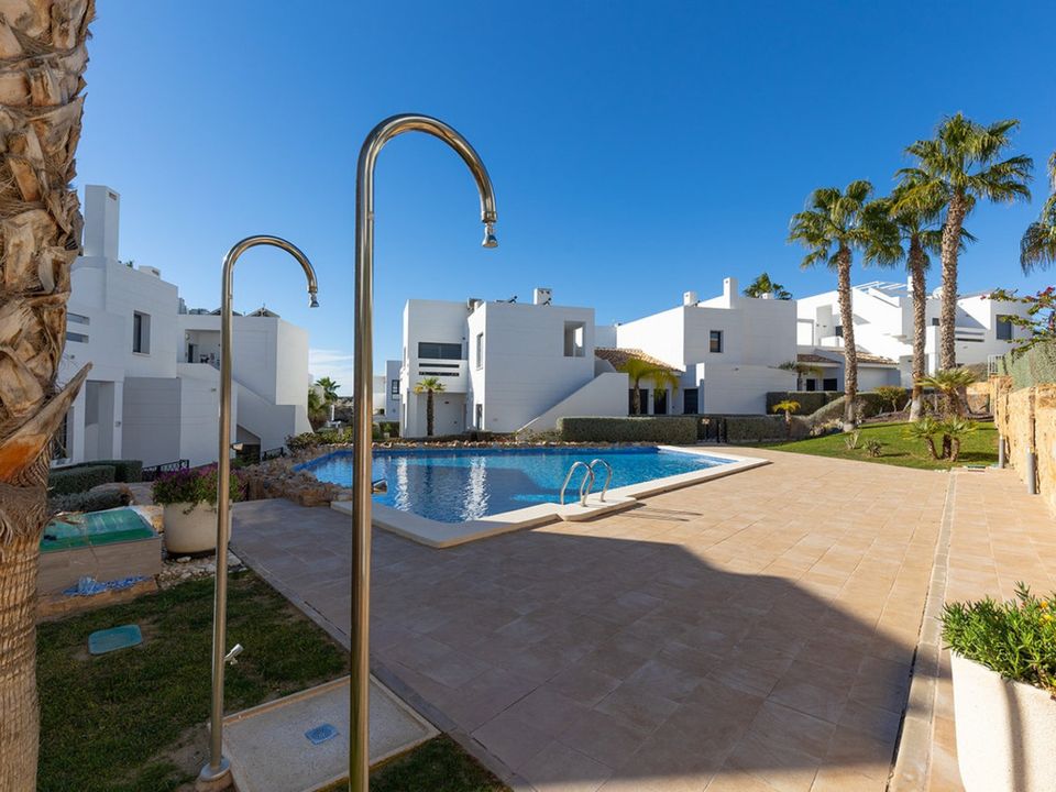 Lejlighed i Las Ramblas Golf, Alicante - foto 4