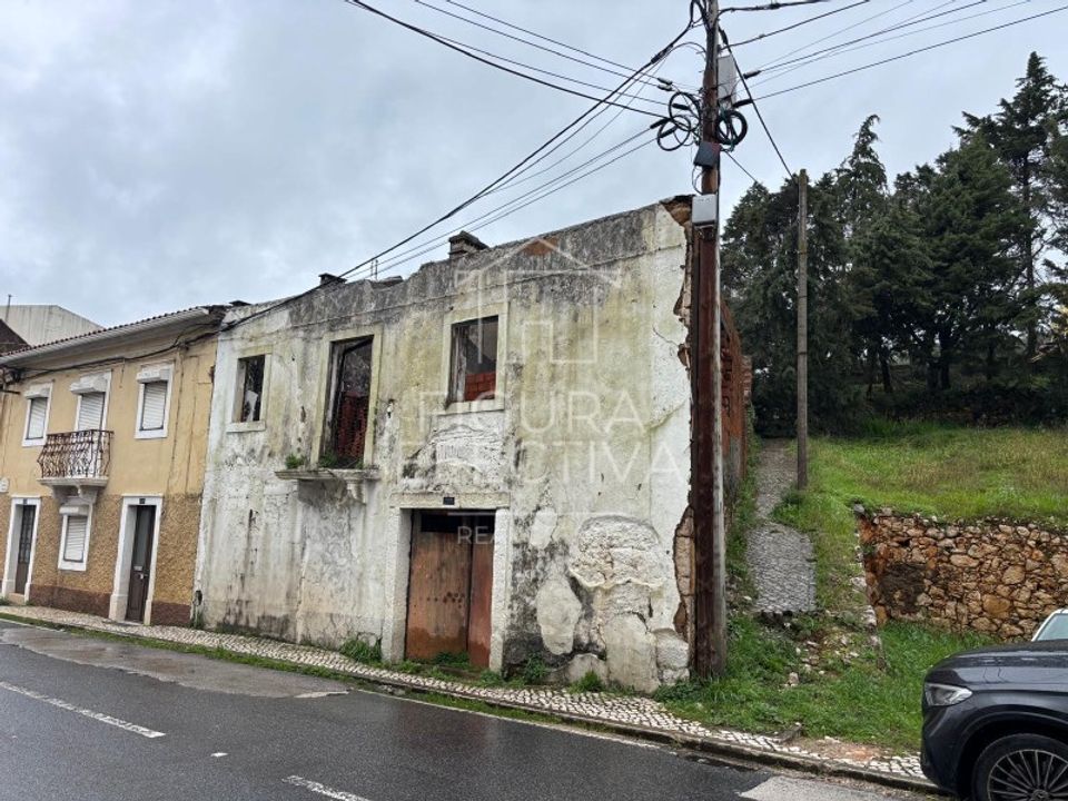 Ruinere i Mira de Aire, Leiria - foto 1