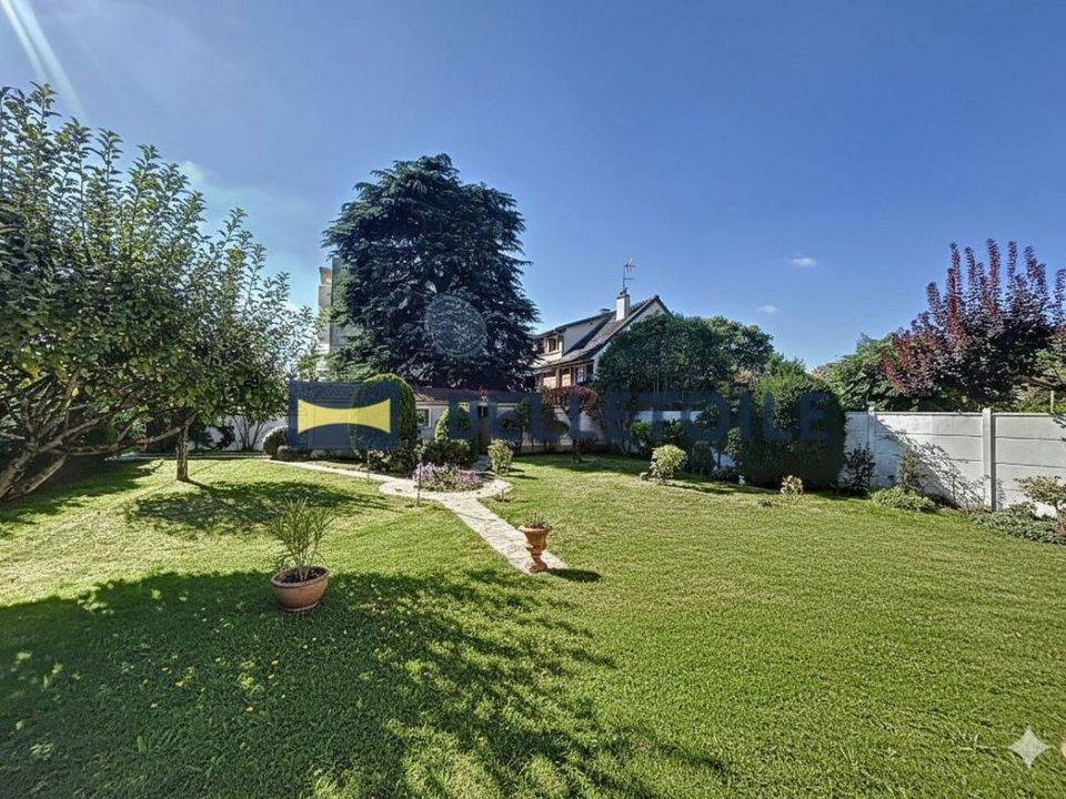 Helårsgrund i Saint-Maur-des-Fossés, Val-de-Marne - foto 2