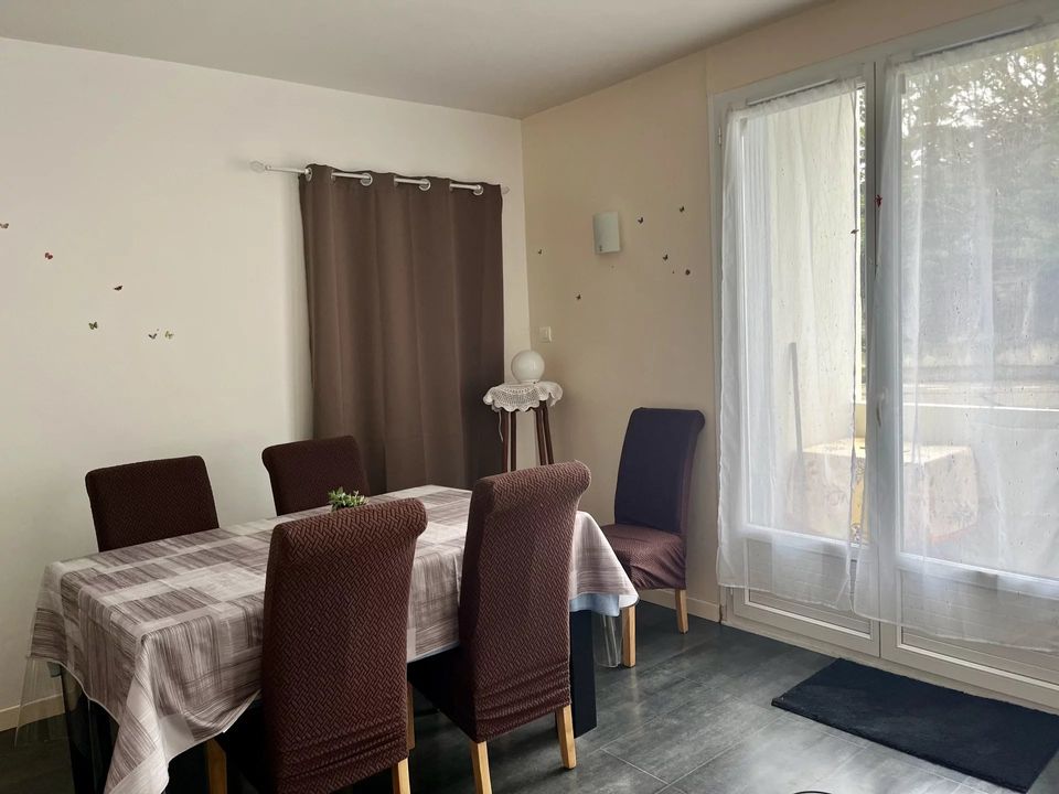 Lejlighed i Irigny, Rhone - foto 2
