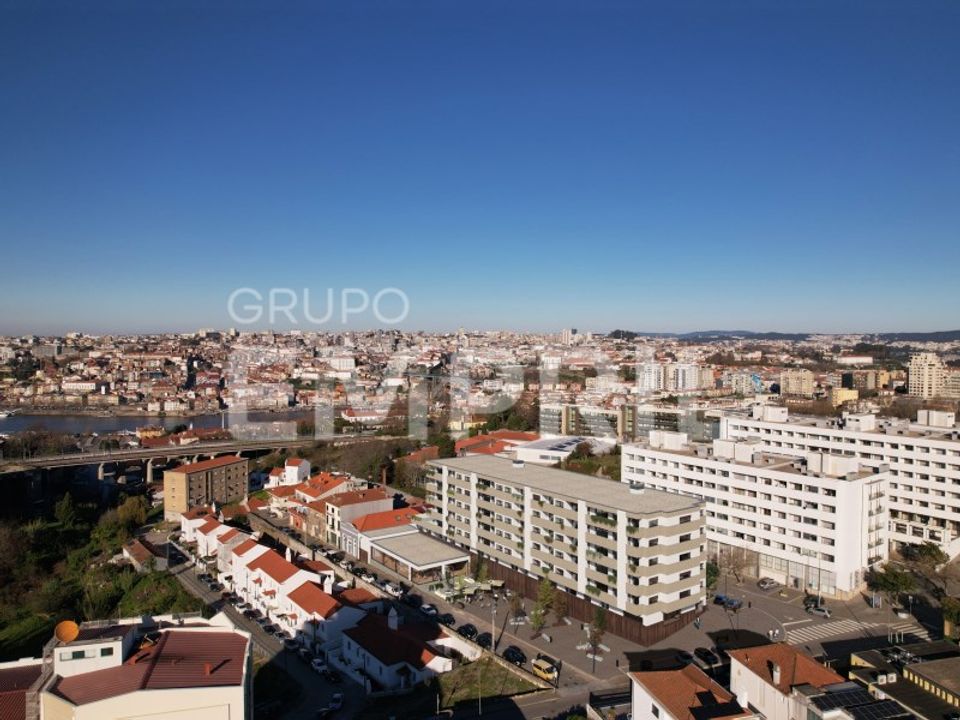 Erhvervsejendom i Santa Marinha do Zezere, Porto - foto 5