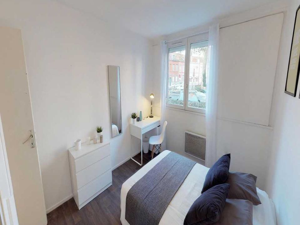 Apartment in Lille, Nord - photo 2