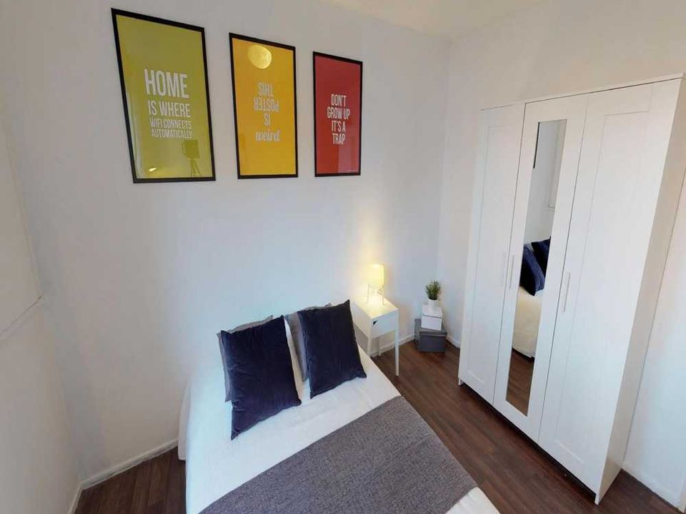 Apartment in Lille, Nord - photo 4
