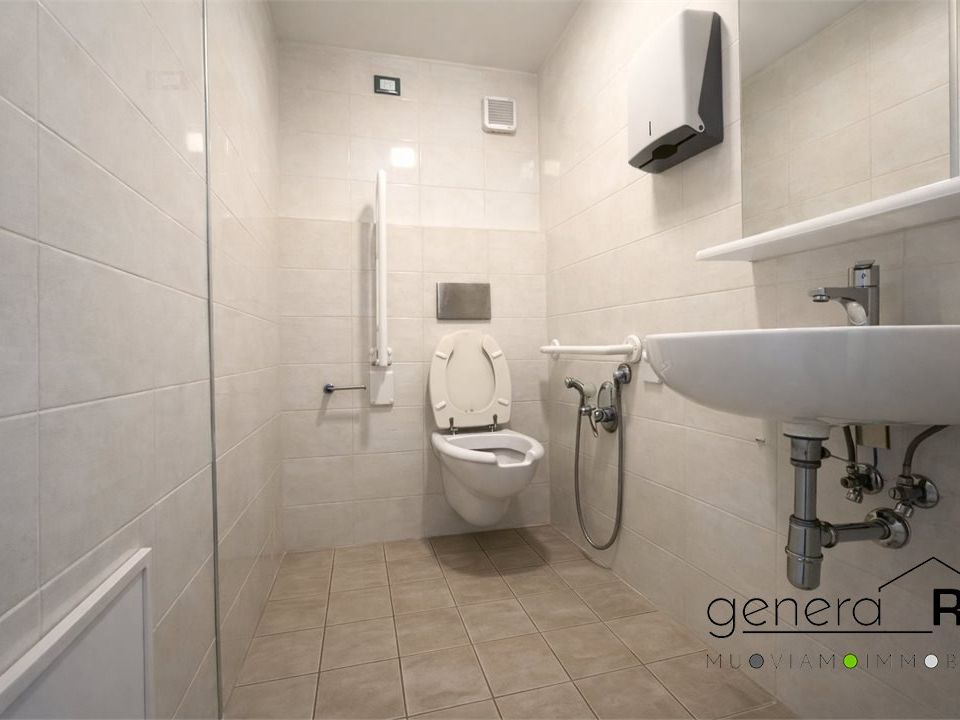 Parkeringsplads i Pescara, Pescara - foto 4