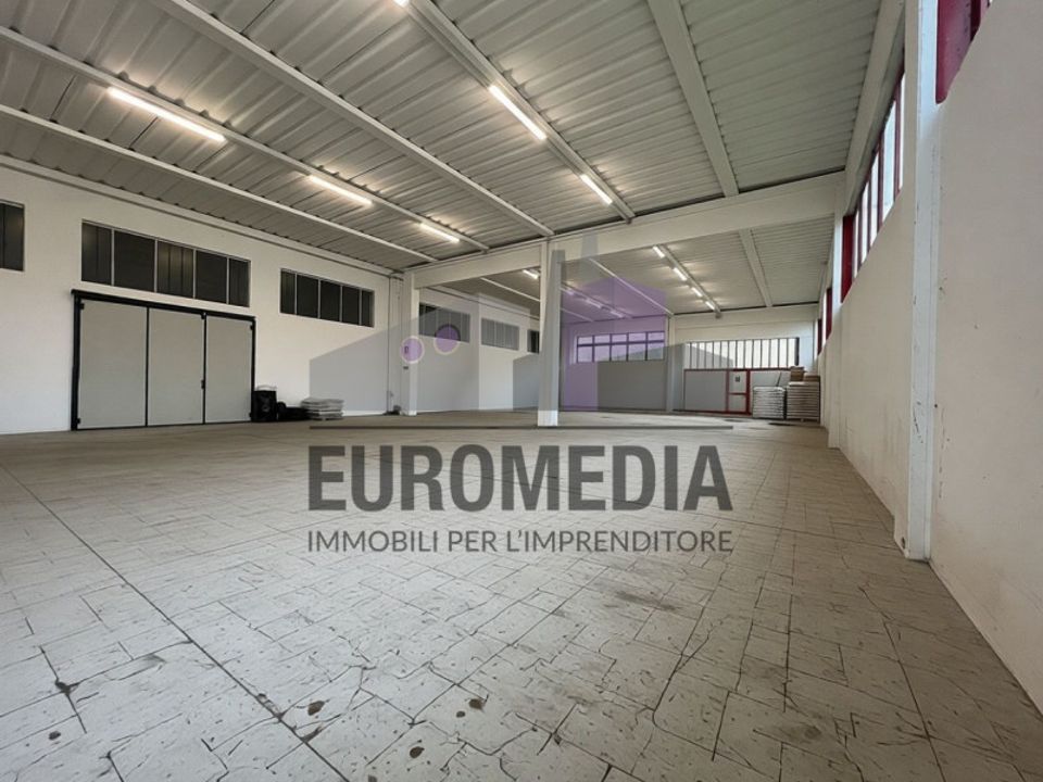Erhvervsejendom i Orgiano, Vicenza - foto 1