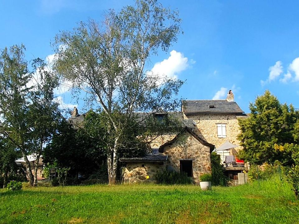 Gårdshus i Lunac, Aveyron - bilde 1