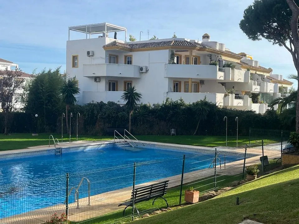 Lejlighed i Calahonda, Malaga - foto 1
