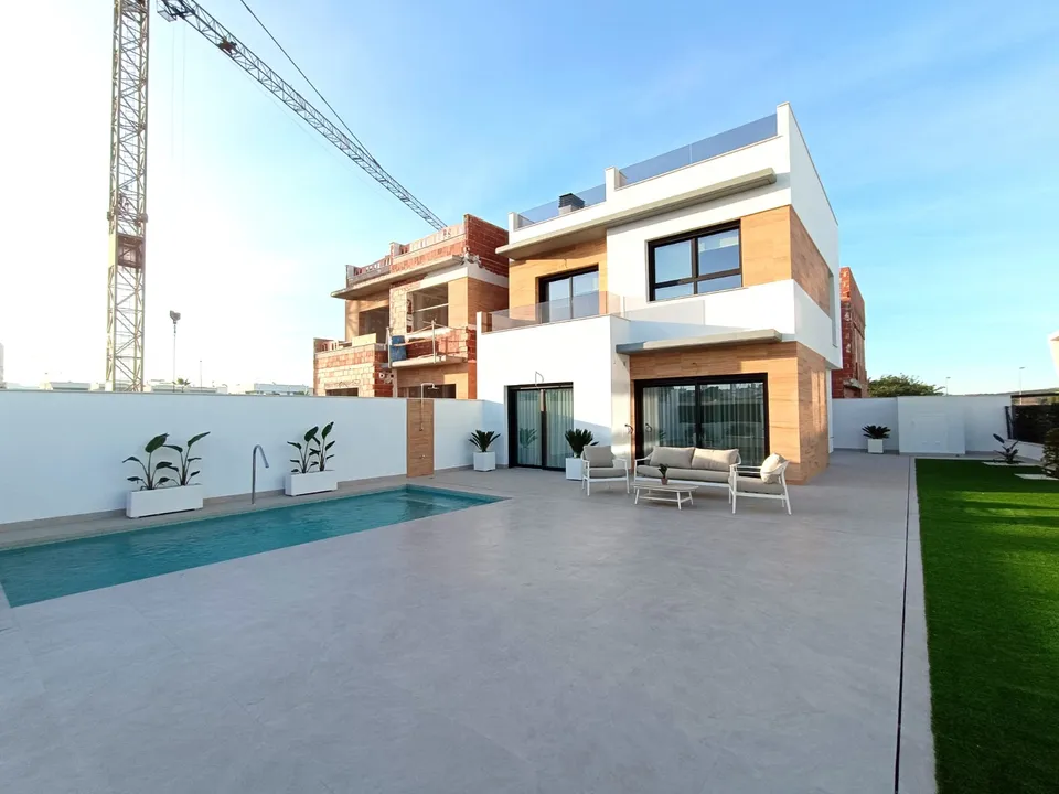 Villa - Benijofar, Alicante - photo 2