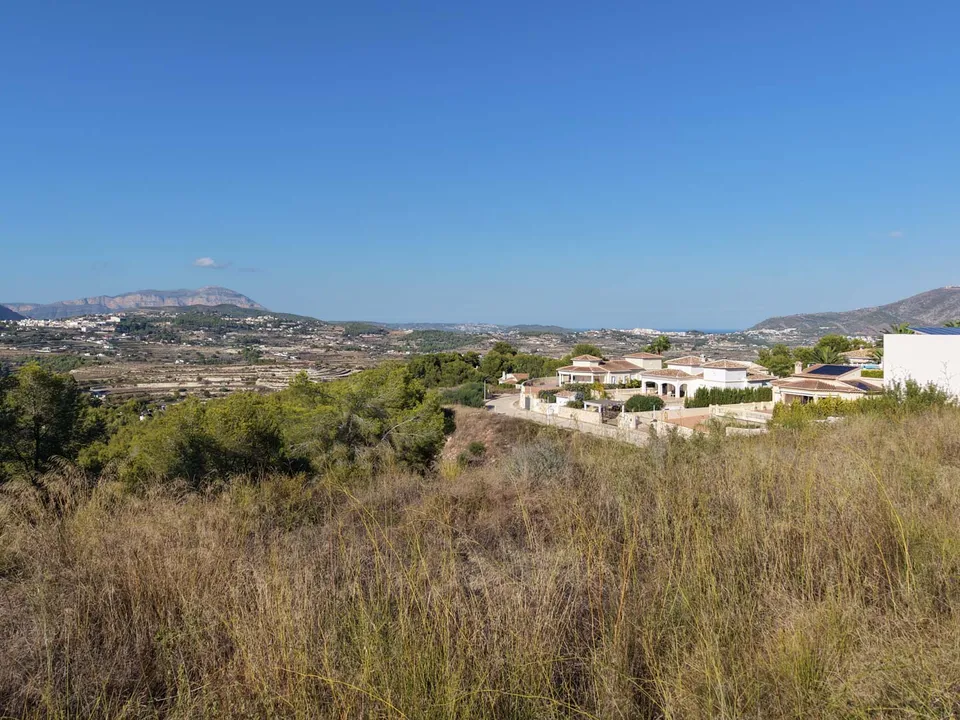 Helårsgrund i Moraira, Alicante - foto 1