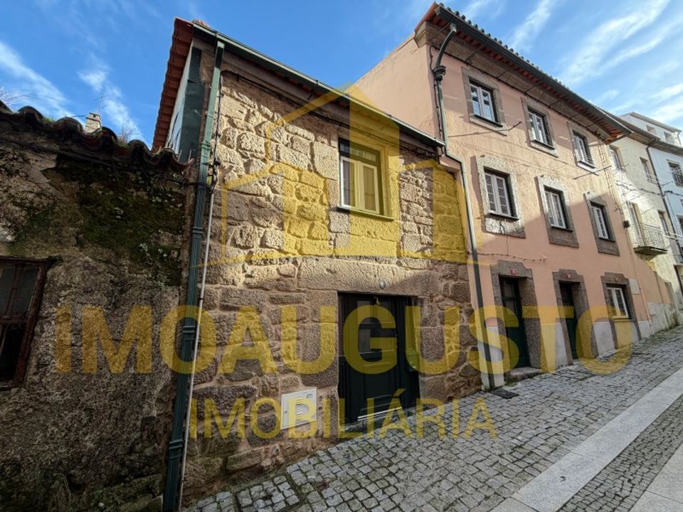 Villa in Guarda, Guarda - foto 1