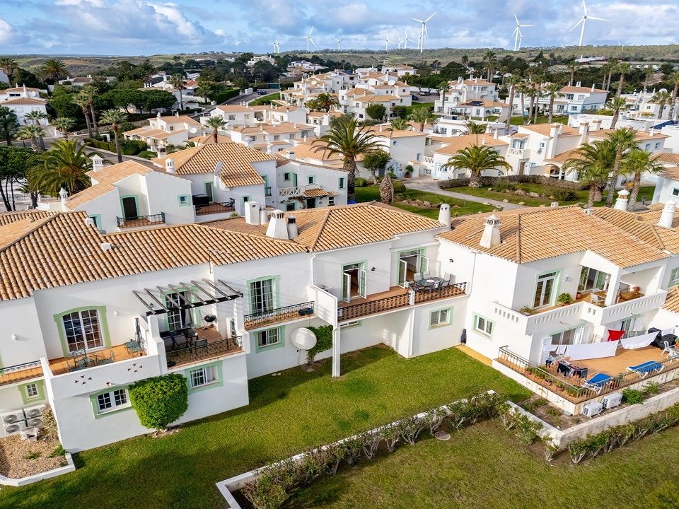 Byhus i Budens, Faro - foto 1