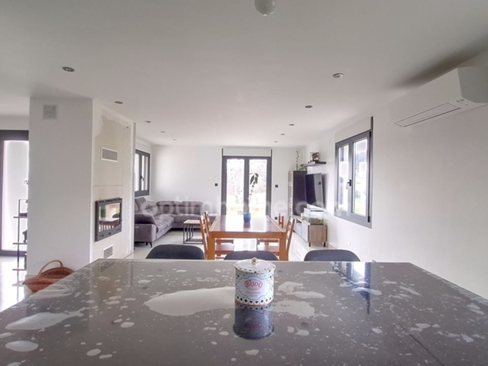 Villa in Creuzier-le-Neuf, Allier - foto 4