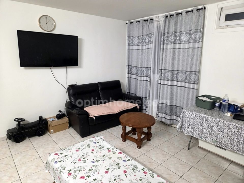 Lejlighed i Sarcelles, Val-d'Oise - foto 1