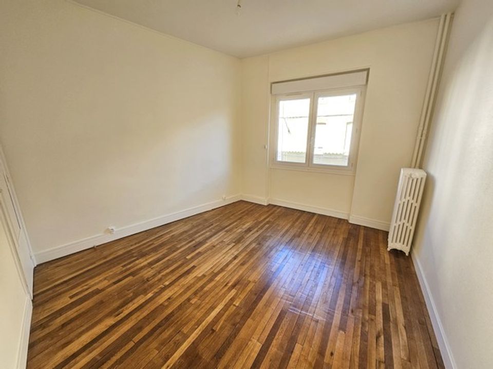 Apartment in Clermont-Ferrand, Puy-de-Dome - photo 5