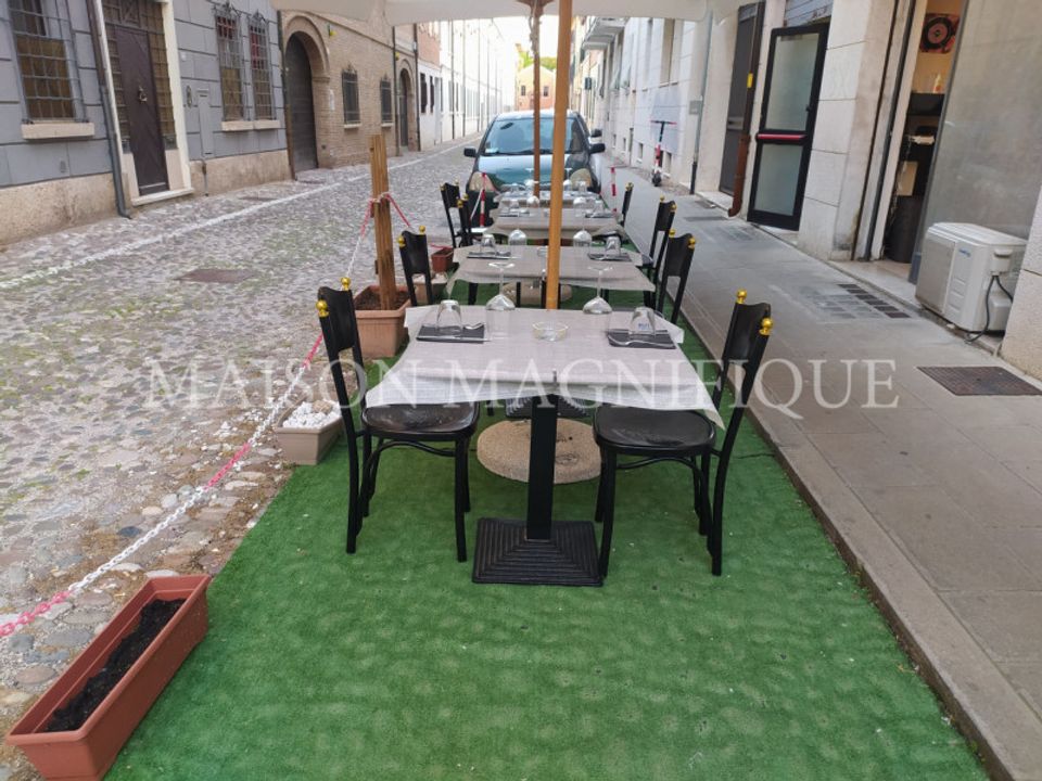 Erhvervsejendom i Ferrara, Ferrara - foto 3