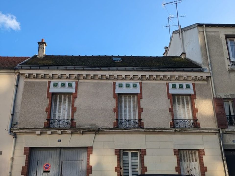 Villa i Romainville, Seine-Saint-Denis - foto 1