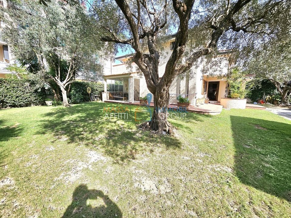 Villa a Massa, Massa and Carrara - foto 3