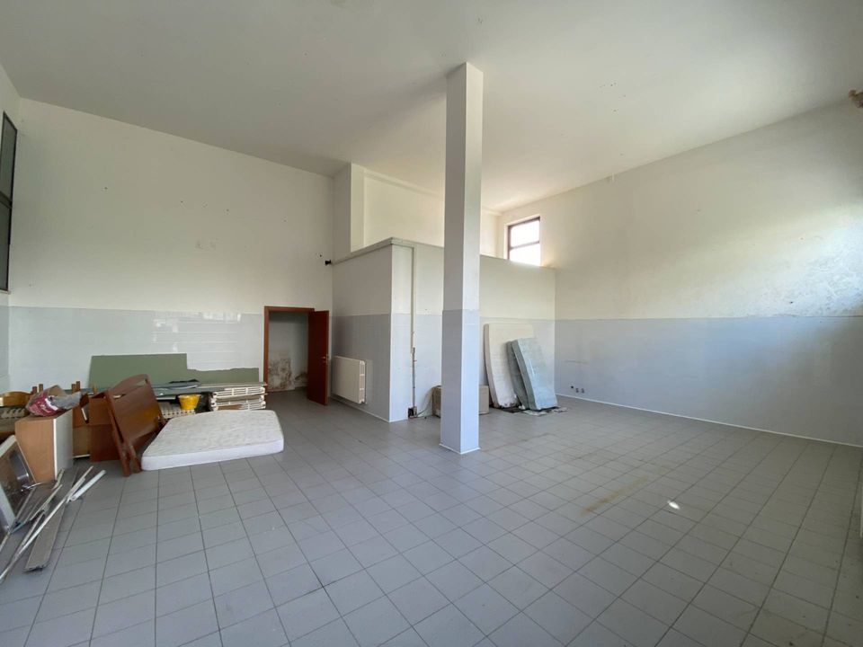 Erhvervsejendom i Porto San Giorgio, Fermo - foto 3