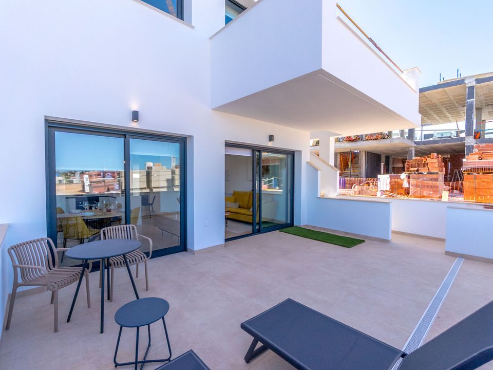 Lejlighed i Torrevieja, Alicante - foto 4