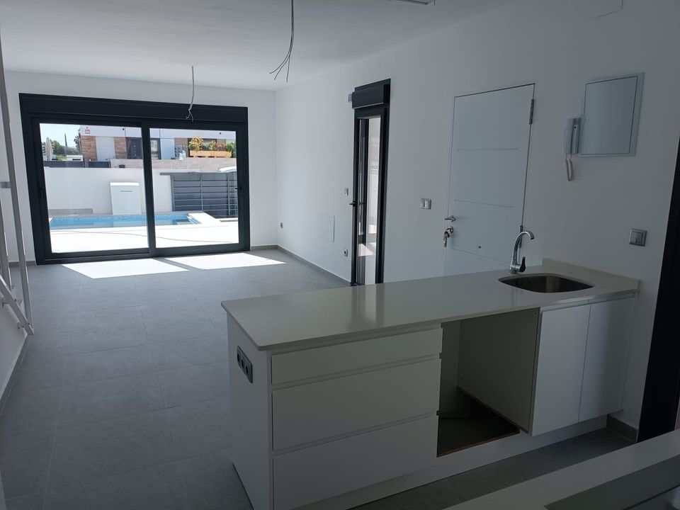 Villa i Daya Nueva, Alicante - bilde 3