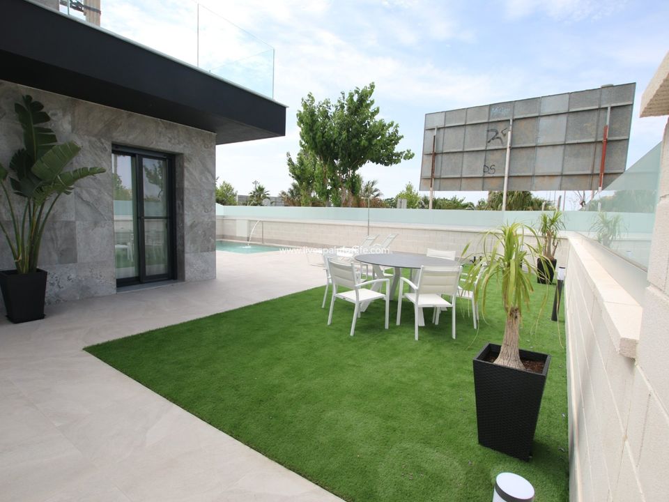 Villa i Alicante, Alicante - foto 1