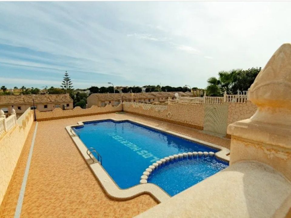 Villa i Los Balcones, Alicante - foto 1