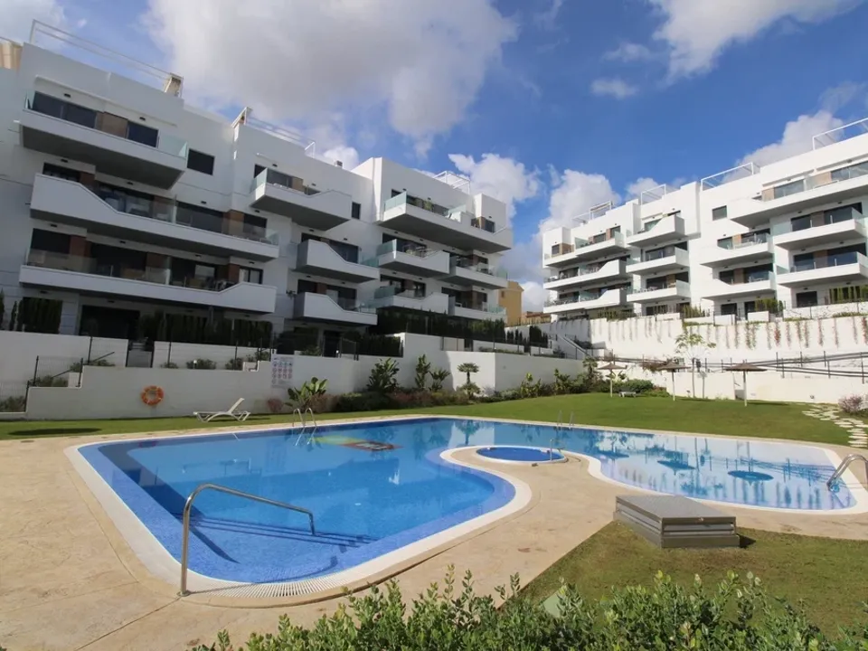 Lejlighed i Villamartin, Alicante - foto 2