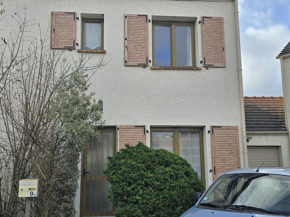 Villa i Sainte-Geneviève-des-Bois, Essonne - foto 2
