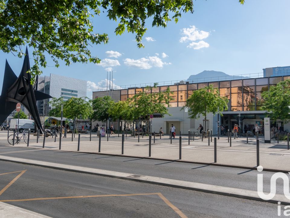 Parkeringsplads i Grenoble, Isere - foto 4