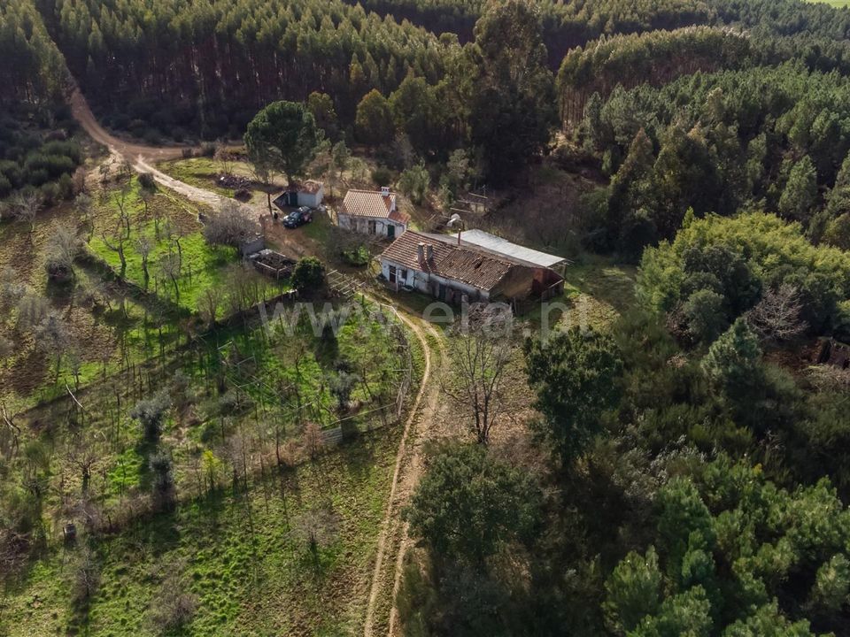 Helårsgrund i Fundao, Castelo Branco - foto 1