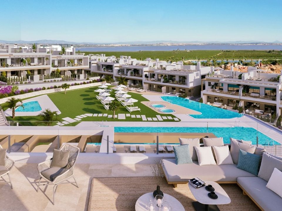 Lejlighed i Los Balcones, Alicante - foto 1