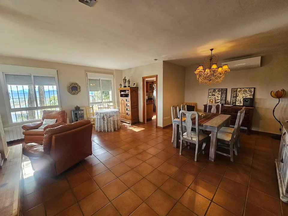 Villa en Alberic, Valencia - foto 3