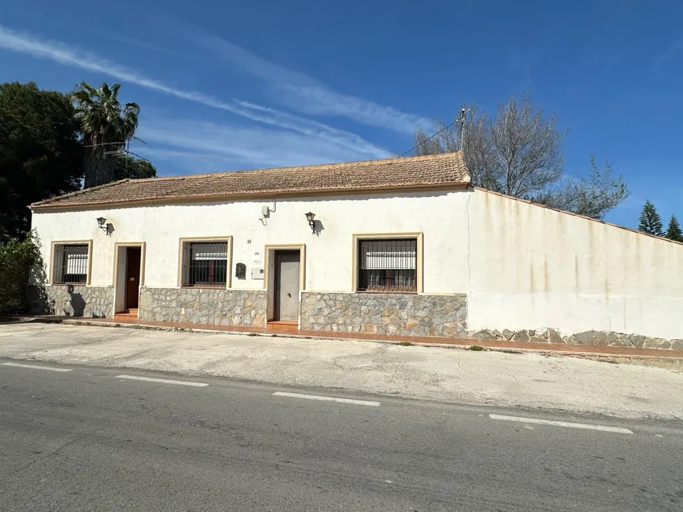 Villa i Heredades, Alicante - foto 1