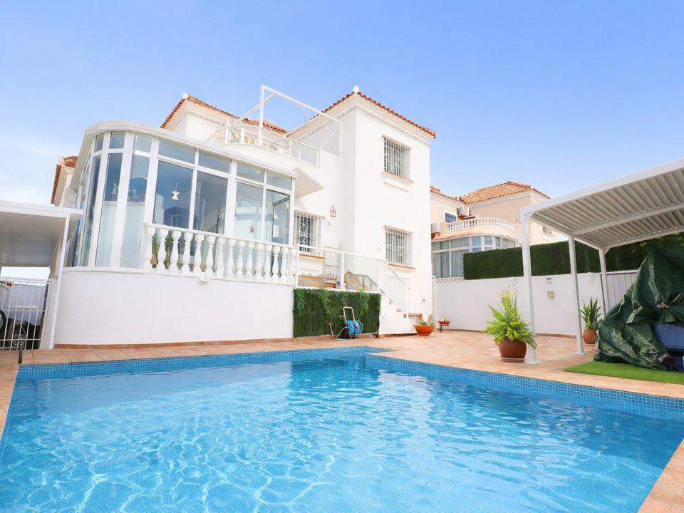 Villa i Orihuela Costa, Alicante - bilde 1