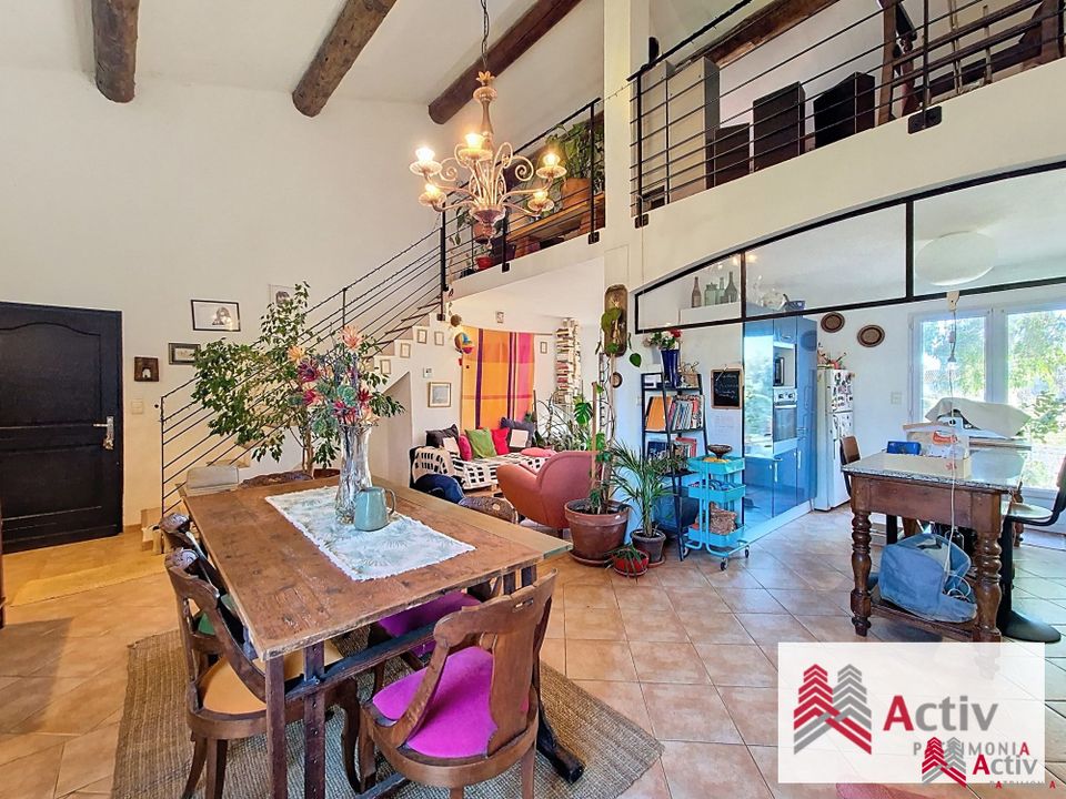 Villa in Arles, Bouches-du-Rhone - foto 3