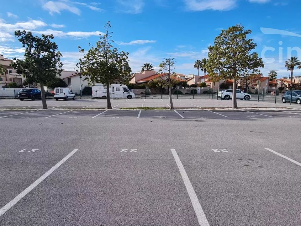 Garage i Saint-Cyprien, Pyrenees-Orientales - foto 2